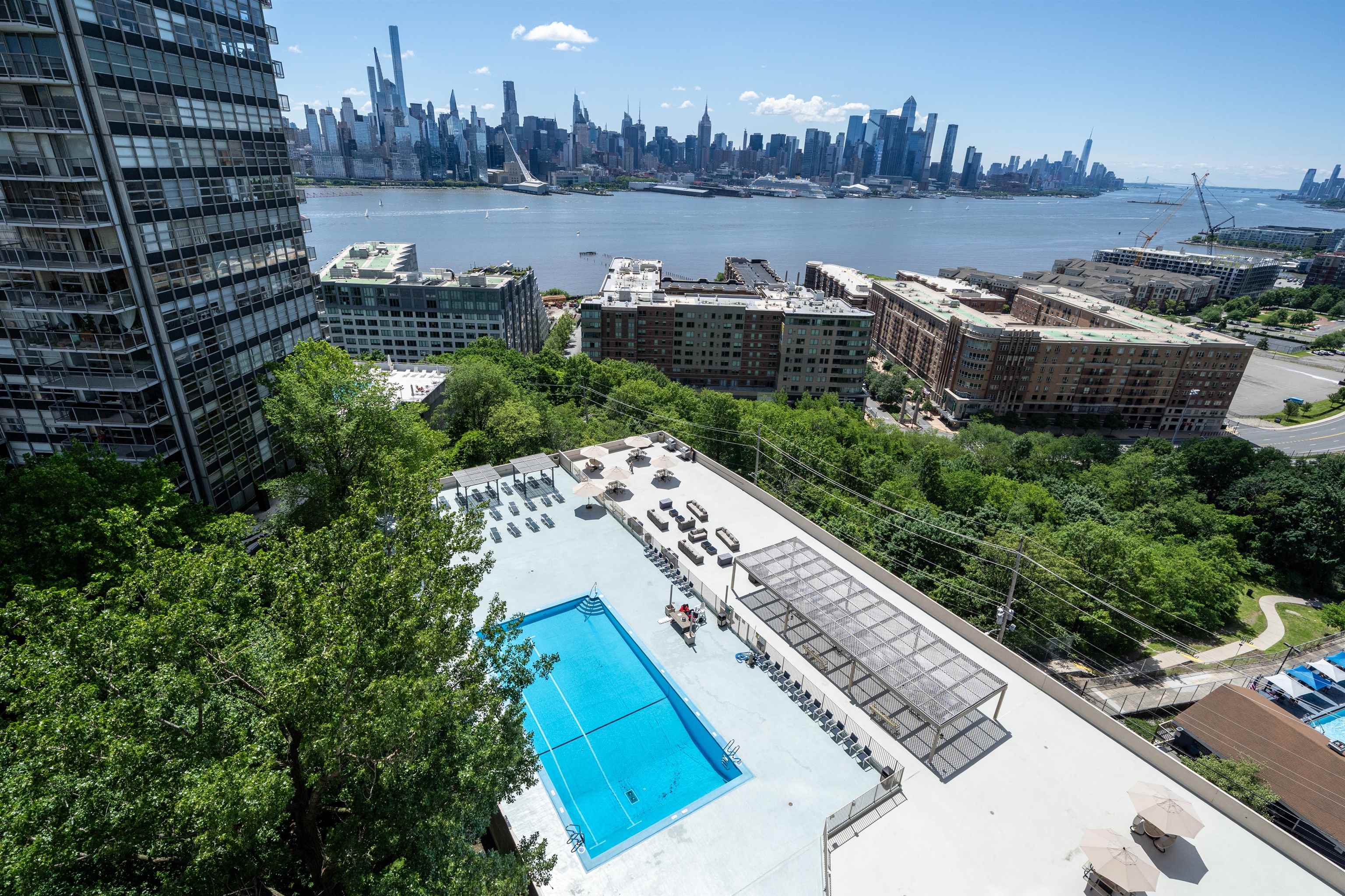 6040 Blvd East #12D, West New York, New Jersey image 18