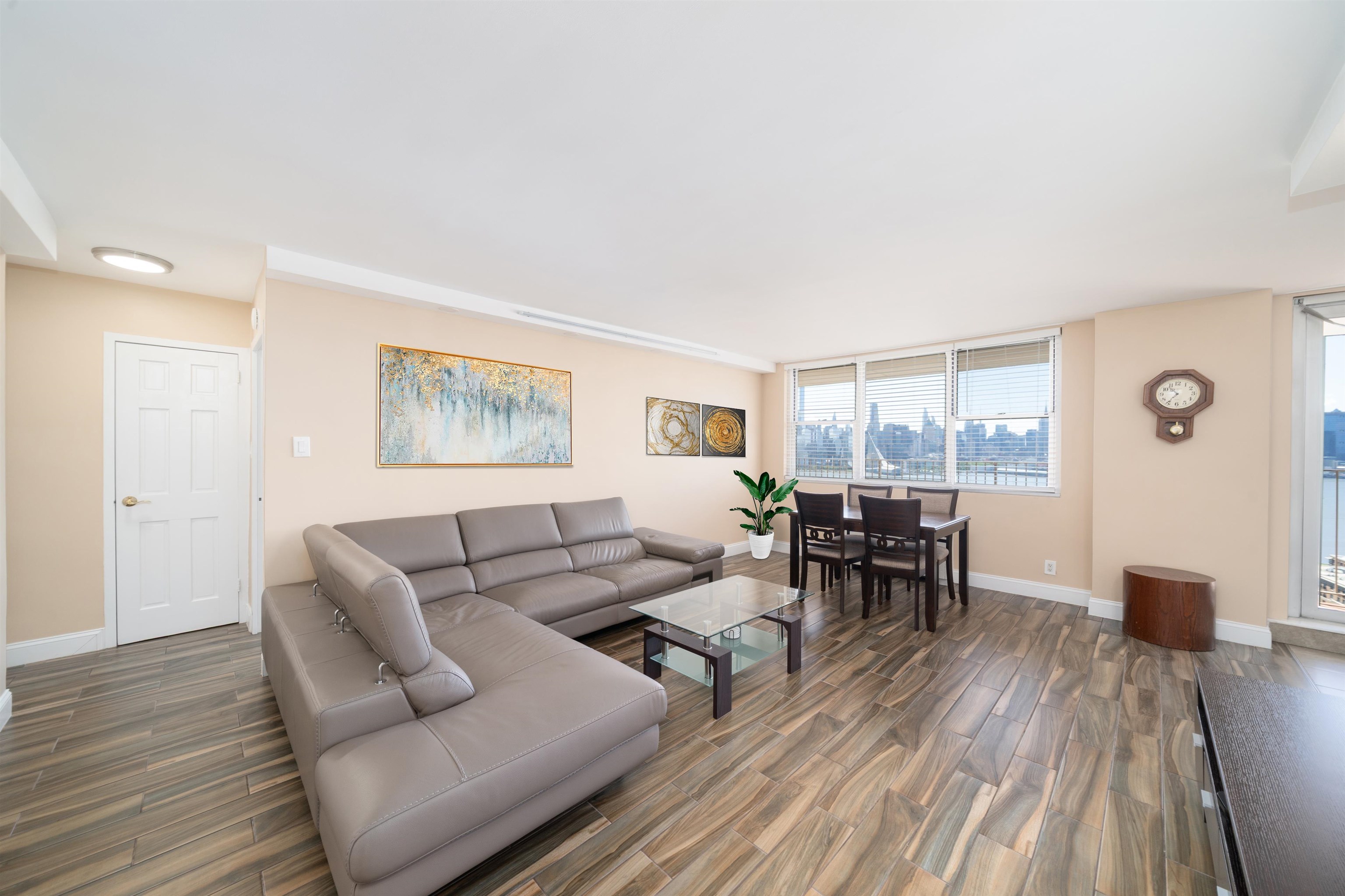 6040 Blvd East #12D, West New York, New Jersey image 2