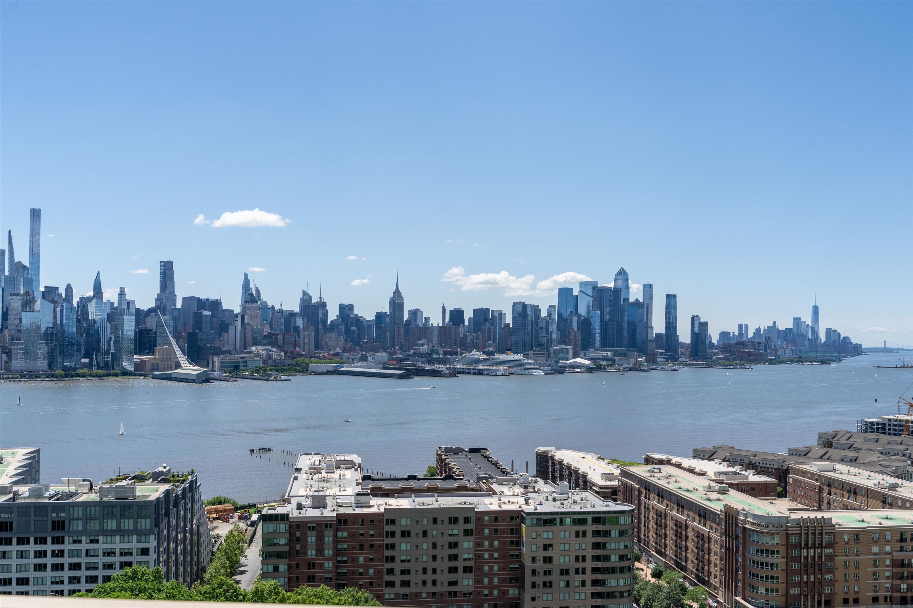 6040 Blvd East #12D, West New York, New Jersey image 15