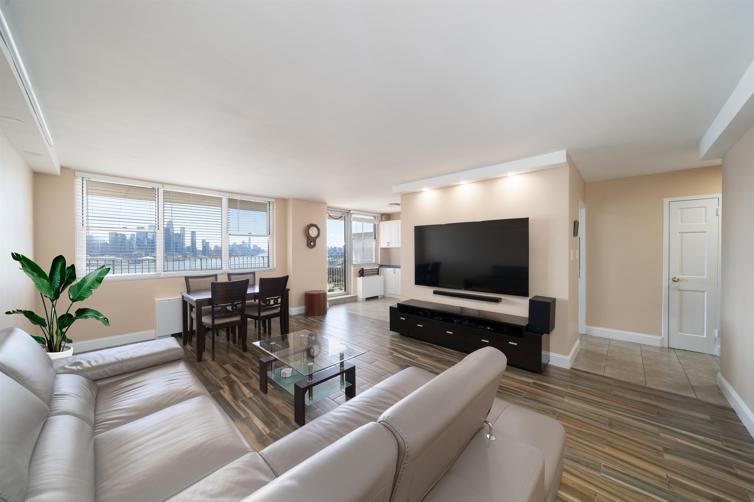 6040 Blvd East #12D, West New York, New Jersey image 1