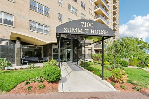 Photo for 7100 BLVD EAST 2L