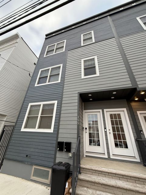155 LAIDLAW AVE 1 Jersey City NJ 07306