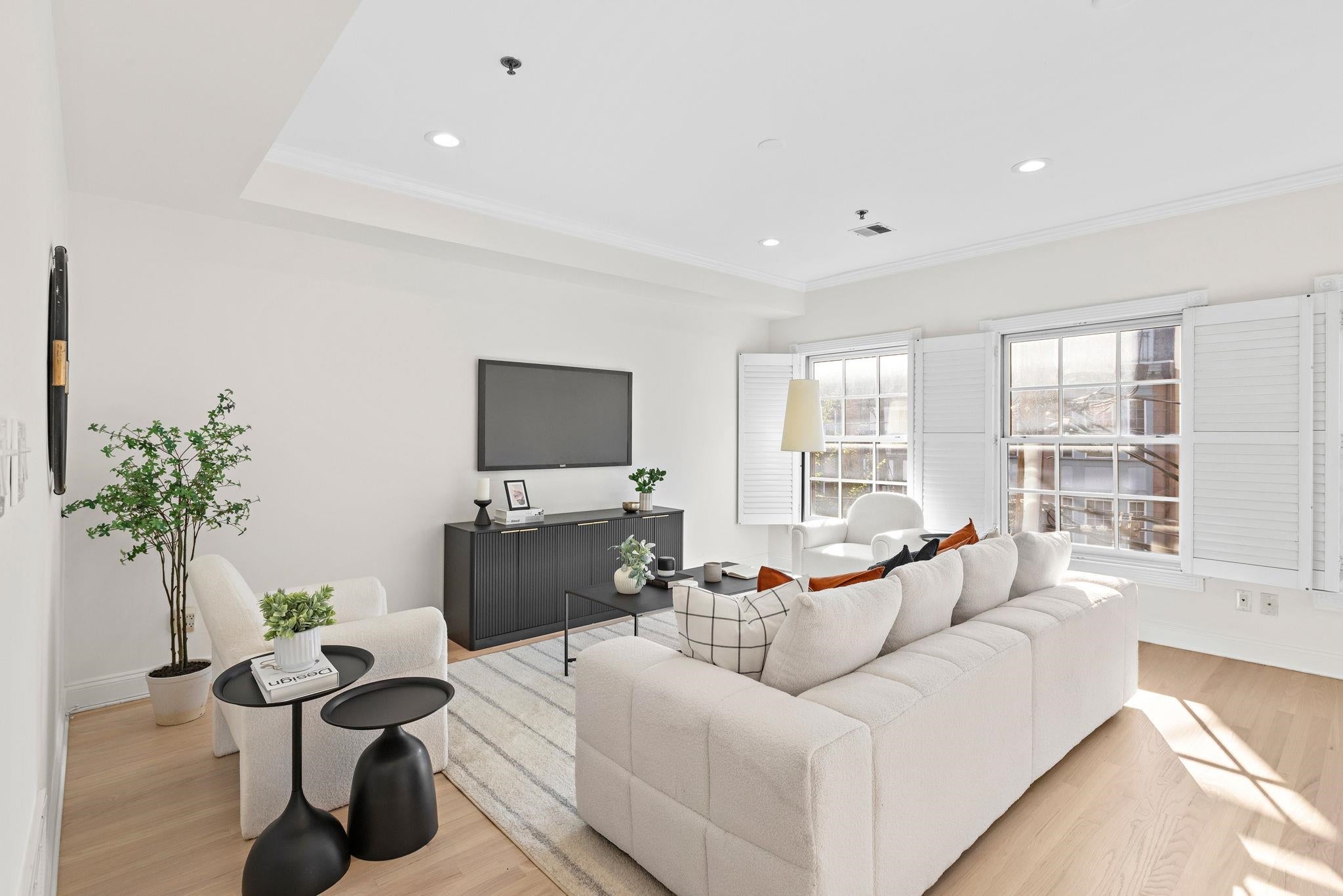 71 JEFFERSON ST 2