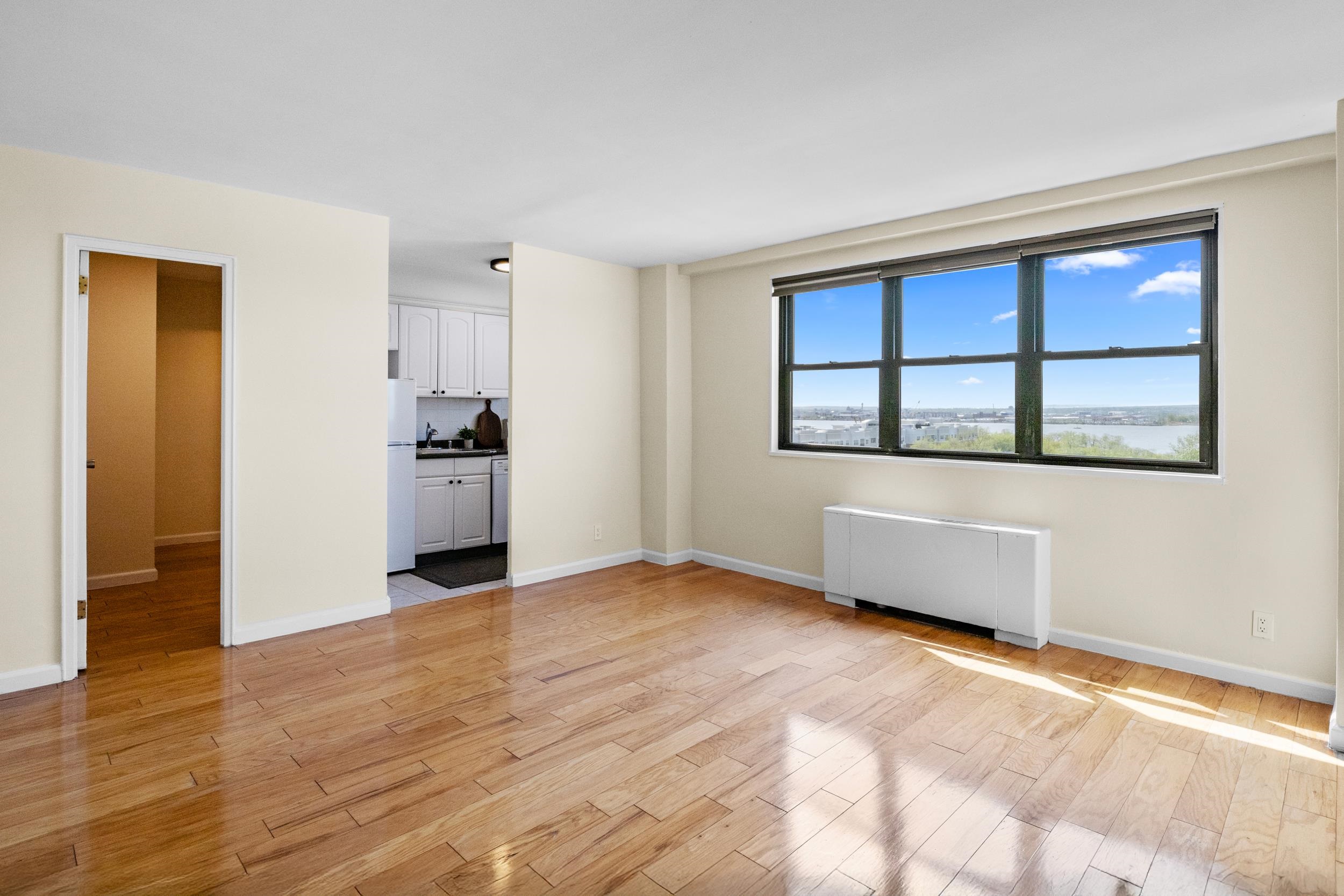 1225 Kennedy Blvd #7C, Bayonne, New Jersey image 1