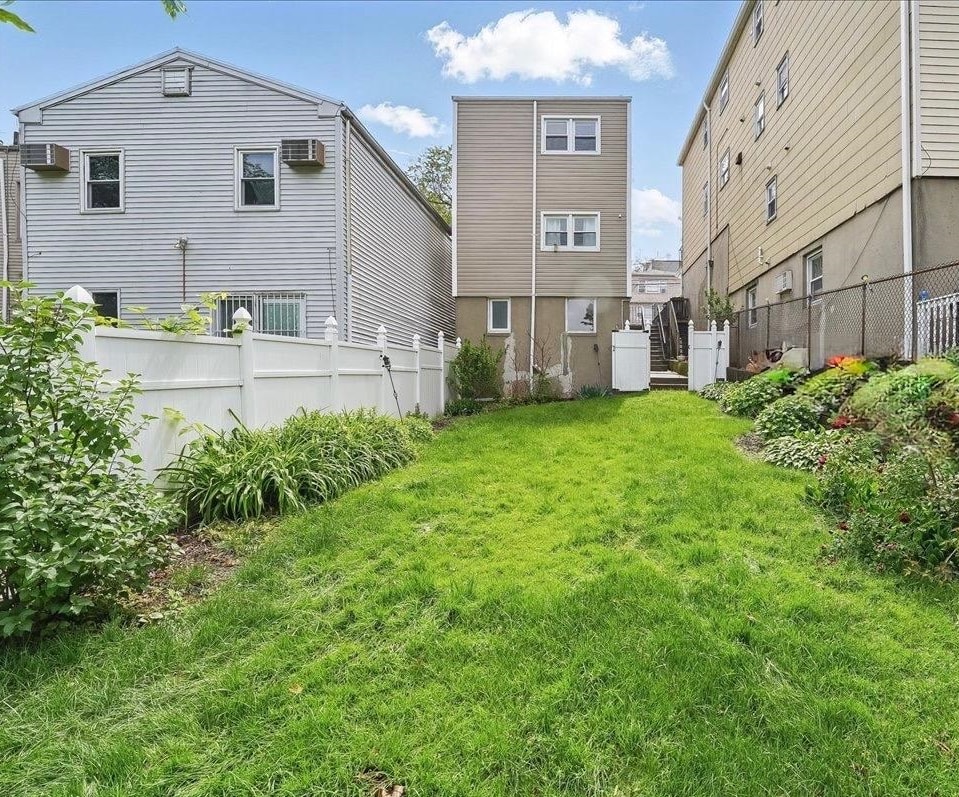 221 Terrace Ave, Jersey City, New Jersey image 19