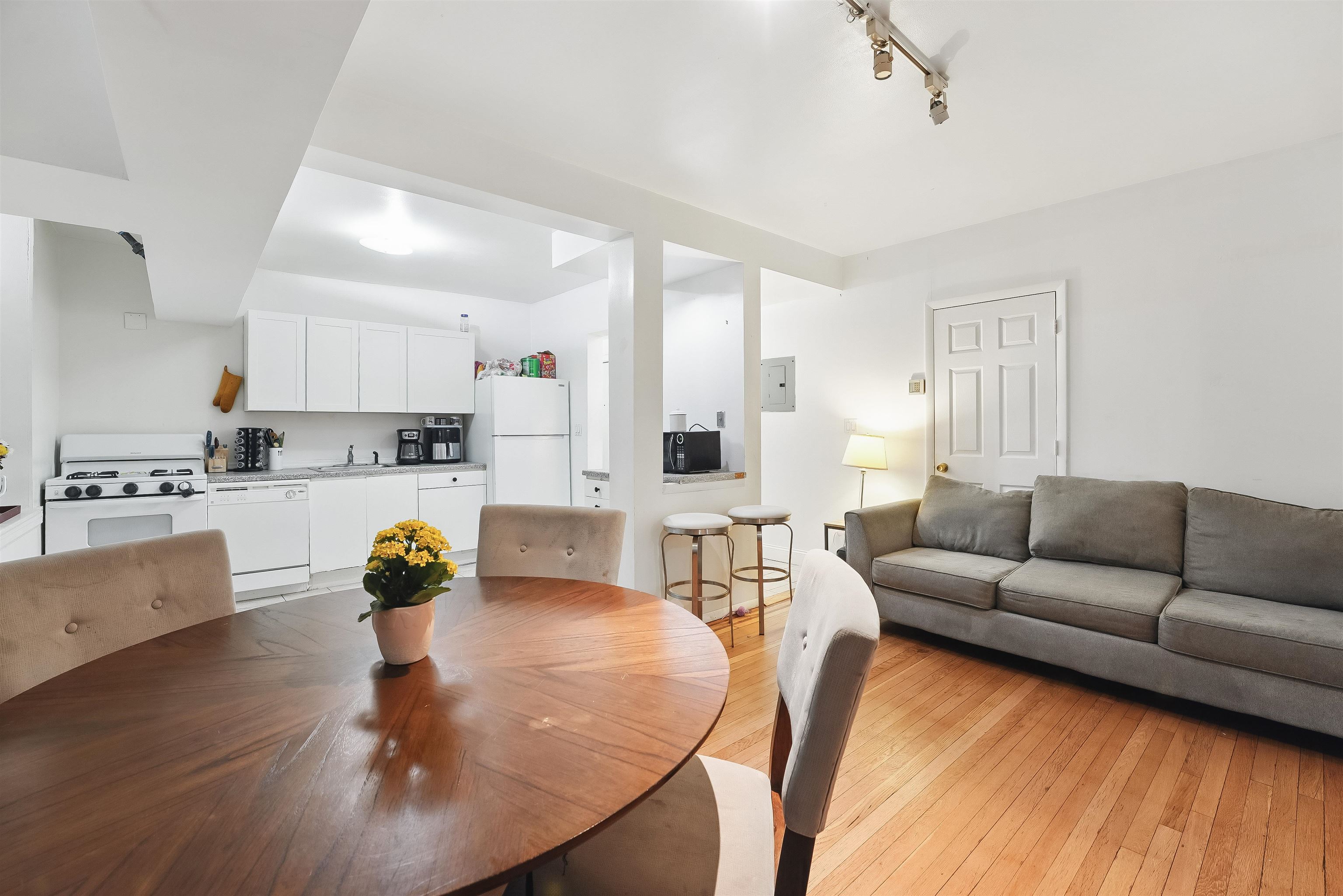 7435 Blvd East #B2, North Bergen, New Jersey image 9