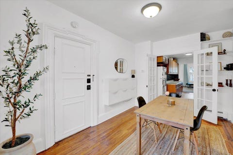 Homes For Rent - 273 5th St #1<br/> Jersey City, NJ 07302