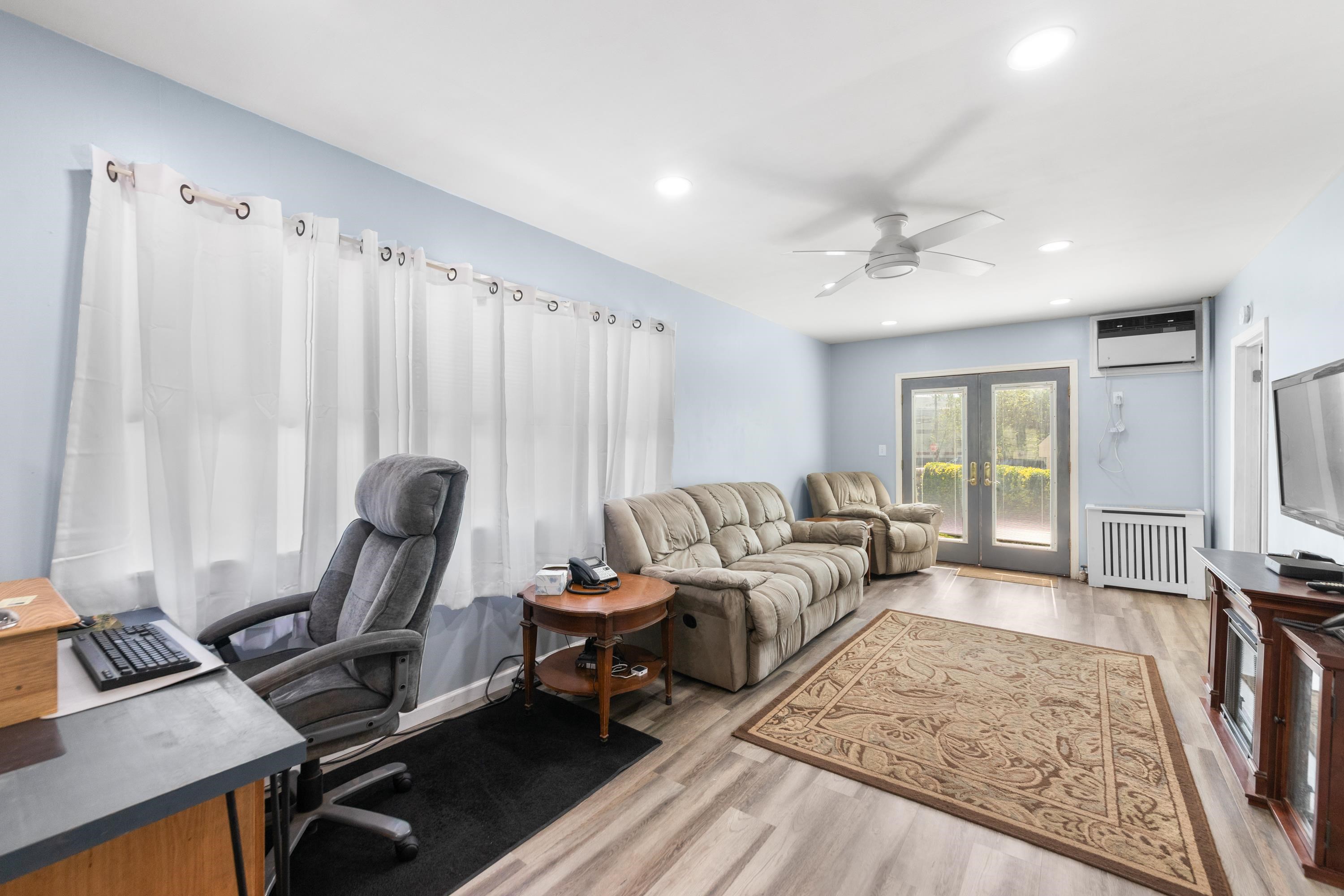 64 Silver St, Bayonne, New Jersey image 5