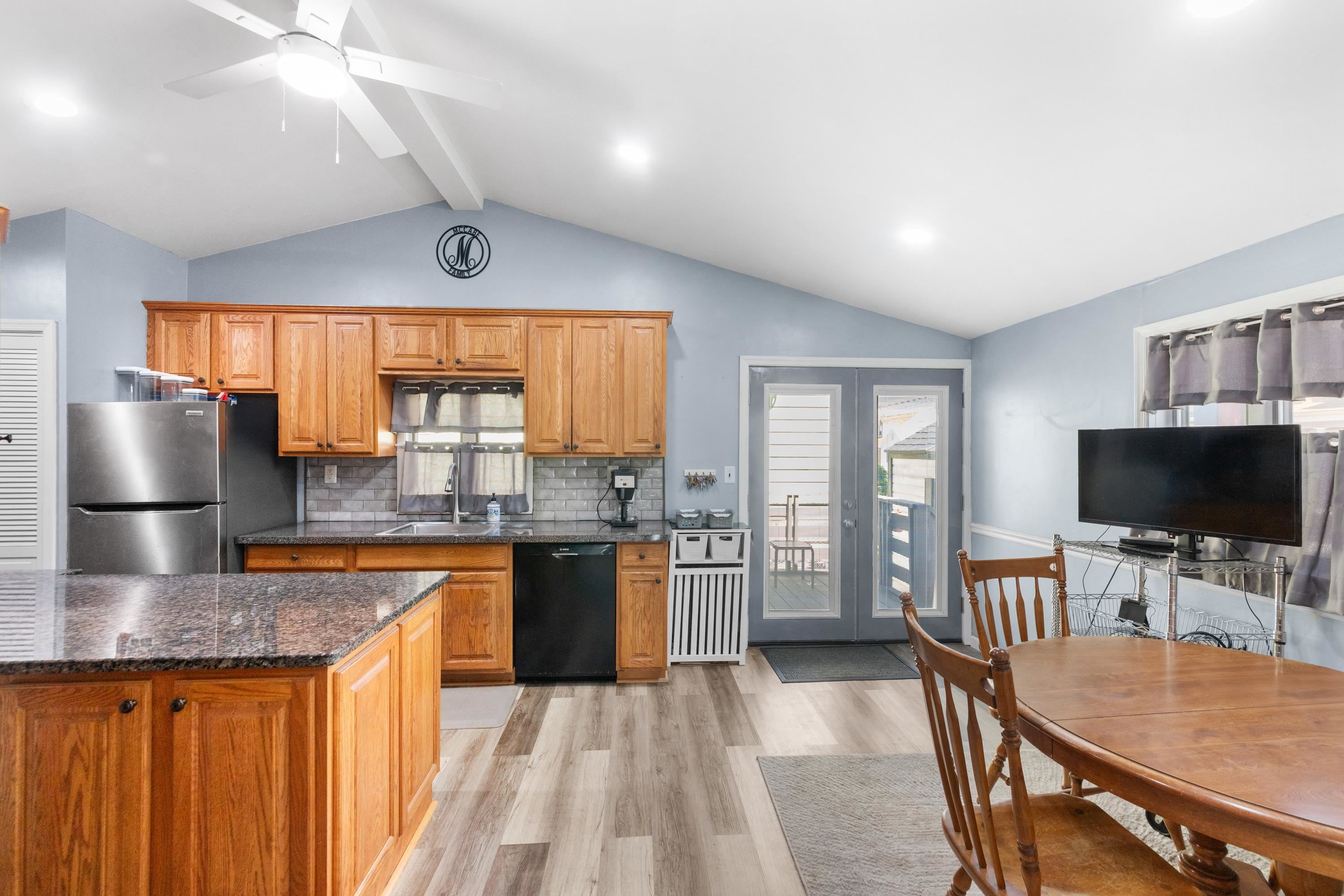 64 Silver St, Bayonne, New Jersey image 9