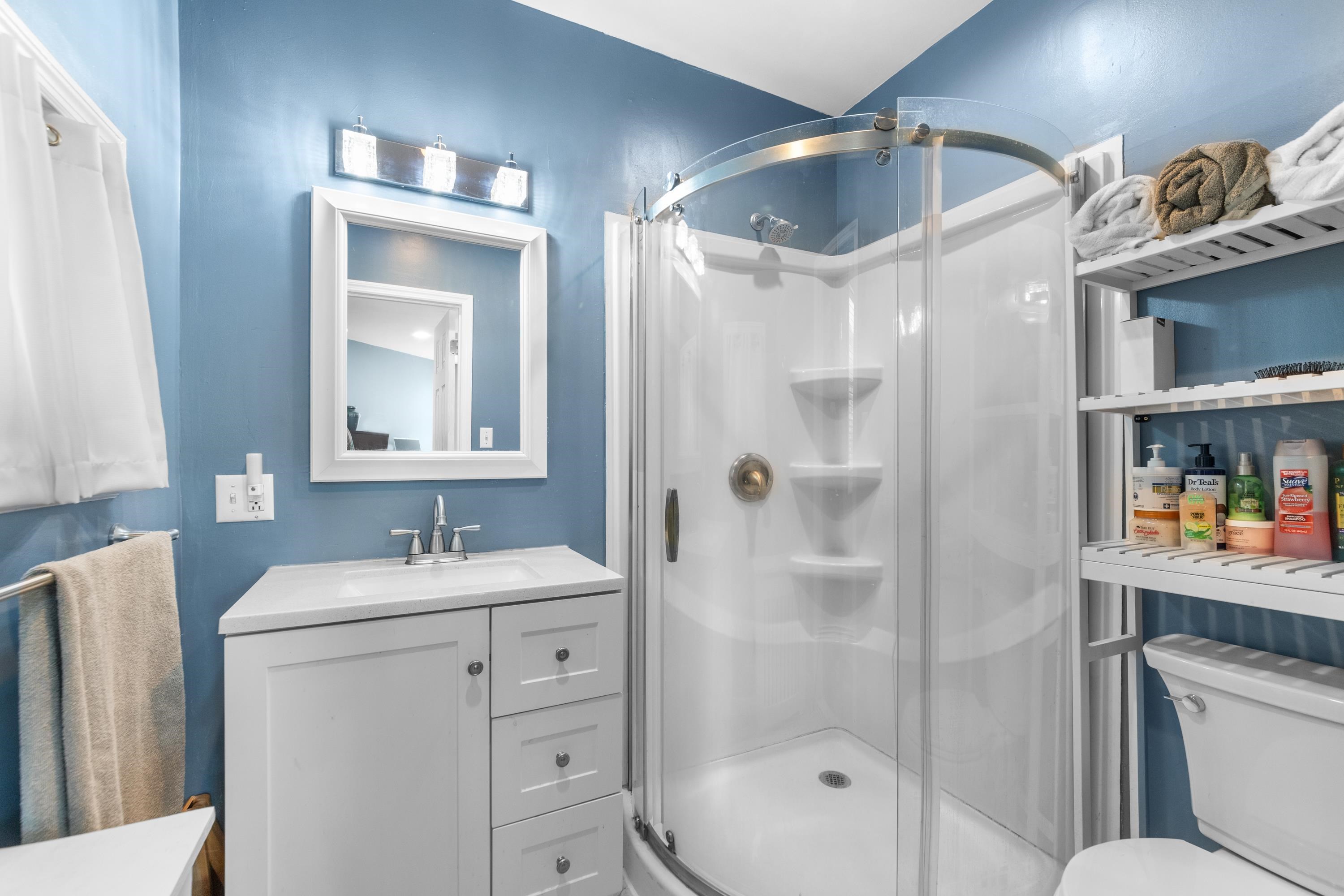 64 Silver St, Bayonne, New Jersey image 21