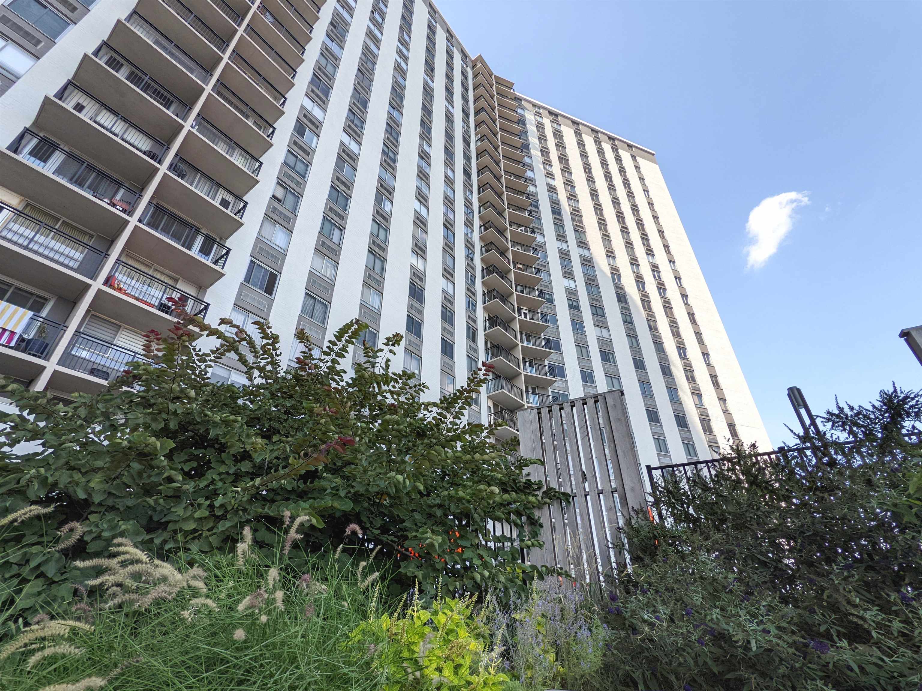 100 Manhattan Ave #2305, Union City, New Jersey image 24