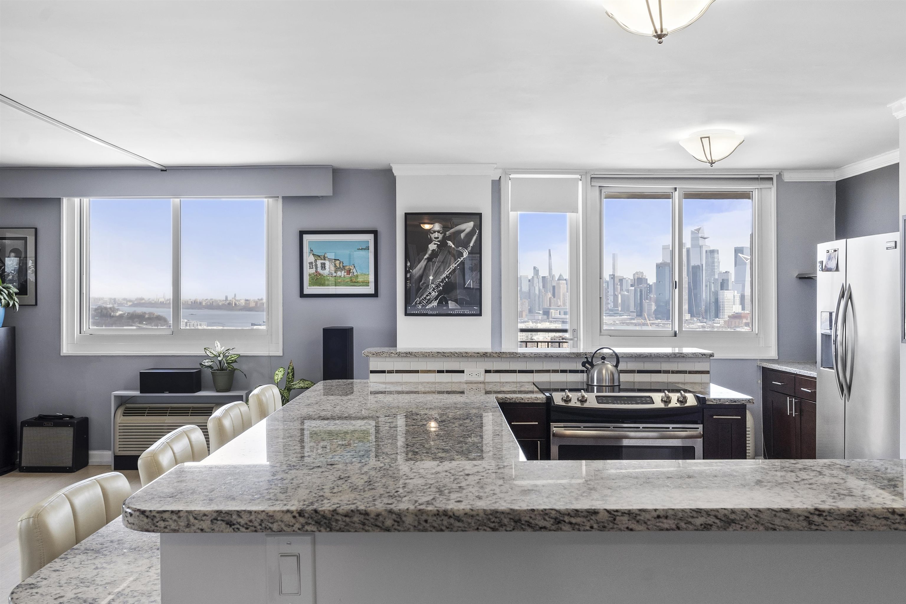 100 Manhattan Ave #2305, Union City, New Jersey image 2