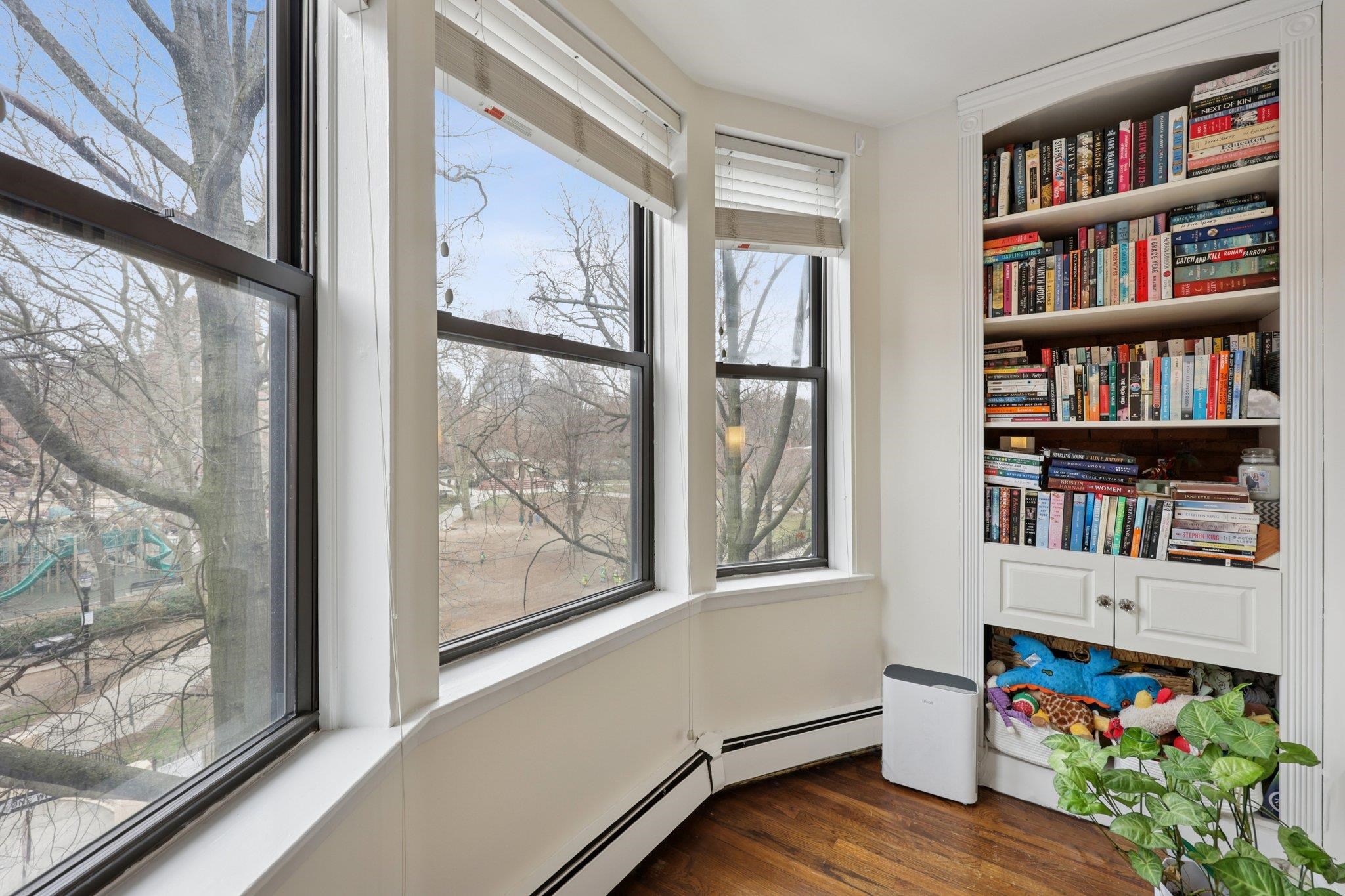 48 West Hamilton Pl #5, Jersey City, New Jersey image 3
