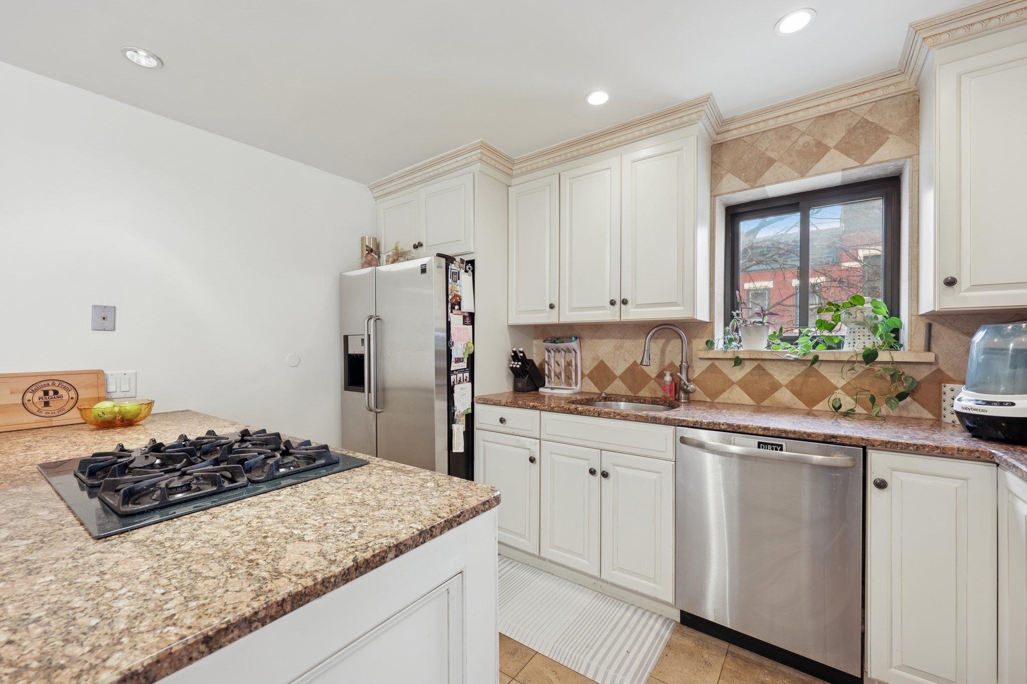 48 West Hamilton Pl #5, Jersey City, New Jersey image 5