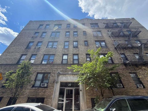Condo For Sale - 217 44th St #12<br/> Union City, NJ 07087