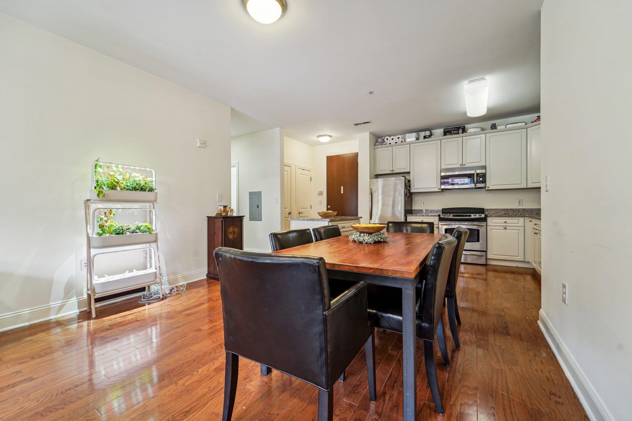 20 Avenue At Port Imperial #113, West New York, New Jersey image 7