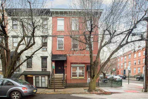 Condo For Sale - 602 Bloomfield St #1<br/> Hudson County, Hoboken, NJ 07030