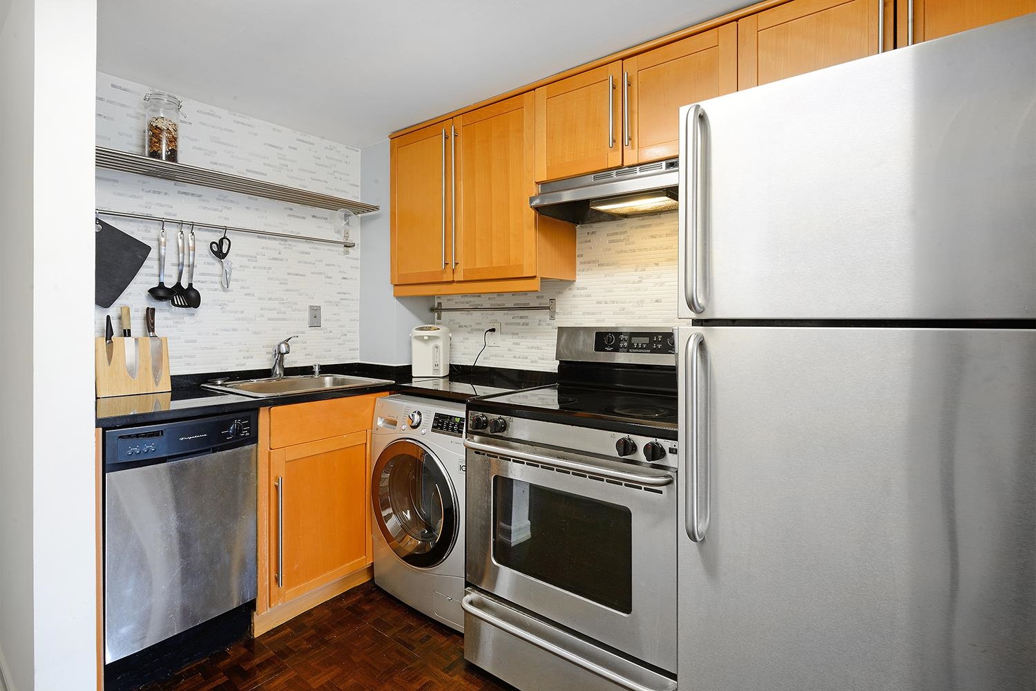 212 9th St #4B, Jersey City, New Jersey image 13