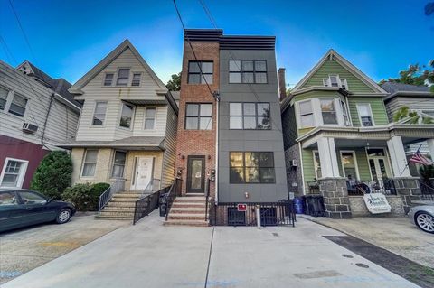 2765 KENNEDY BLVD 1 Jersey City NJ 07306