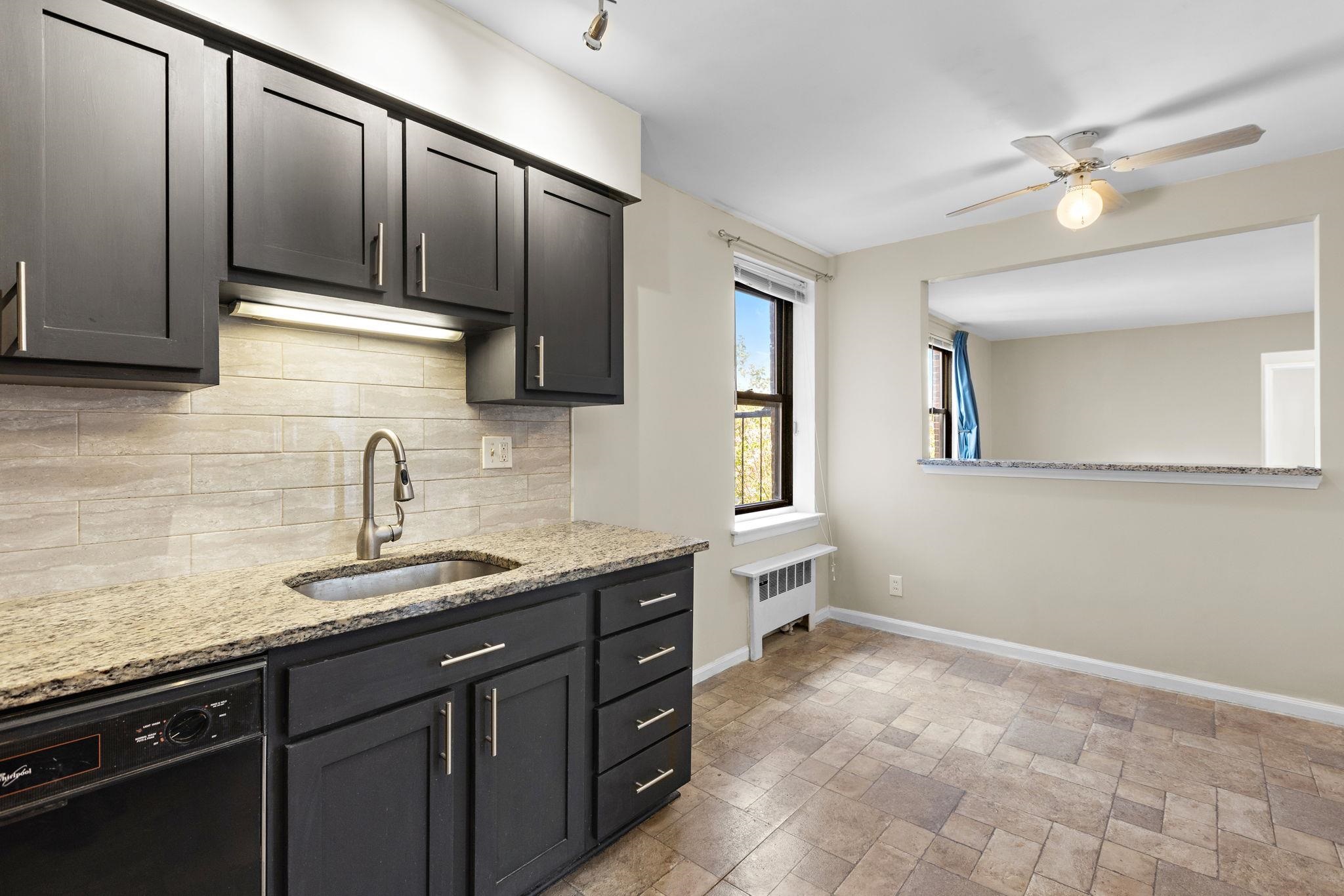 1025 Avenue C #315, Bayonne, New Jersey image 4