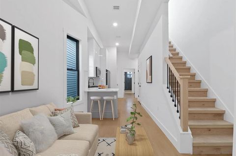 291 NEW YORK AVE 4 Jersey City NJ 07307