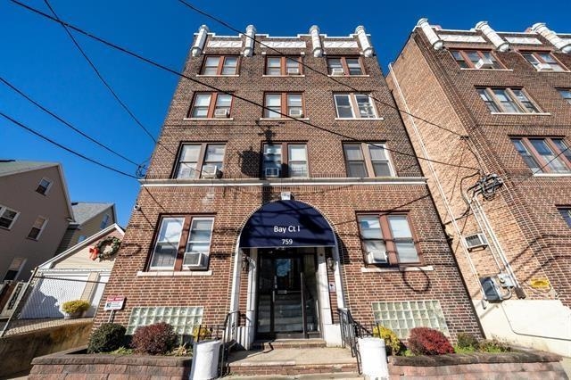 759 Avenue A #14, Bayonne, New Jersey image 2