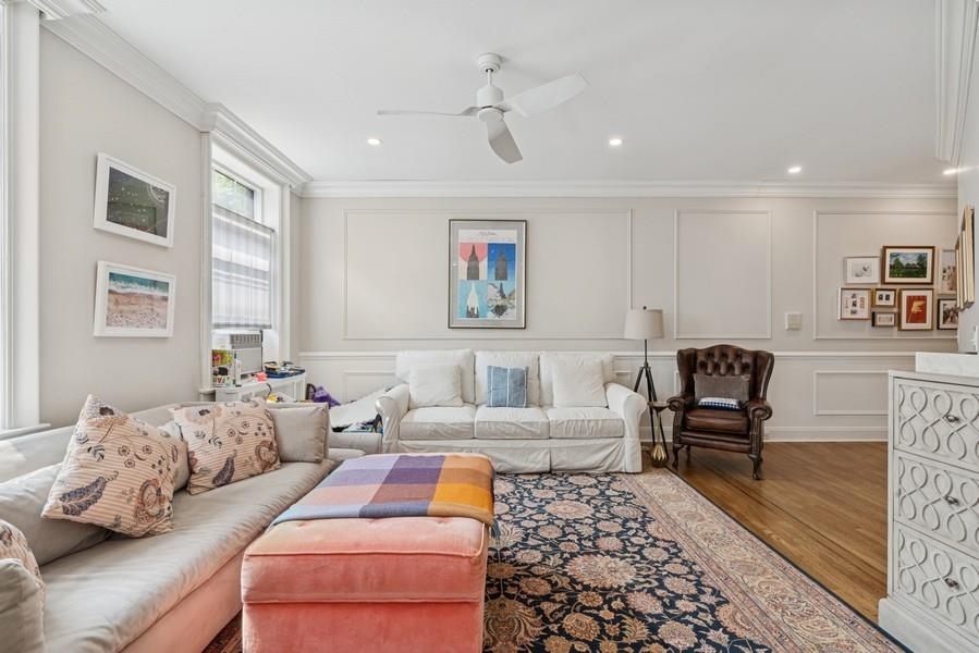 Hoboken, New Jersey 07030, United States, 2 Bedrooms Bedrooms, ,1 BathroomBathrooms,Residential,Active,146618