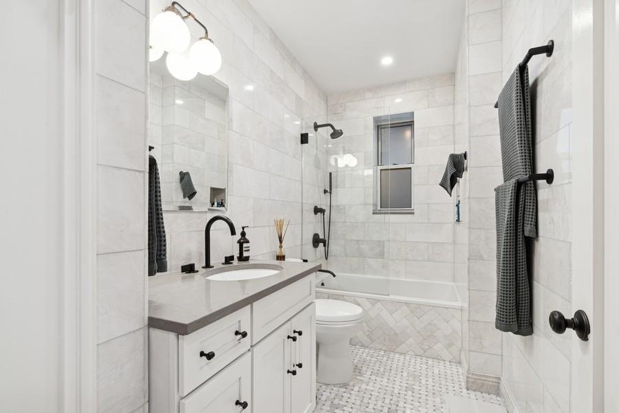 Hoboken, New Jersey 07030, United States, 2 Bedrooms Bedrooms, ,1 BathroomBathrooms,Residential,Active,146618