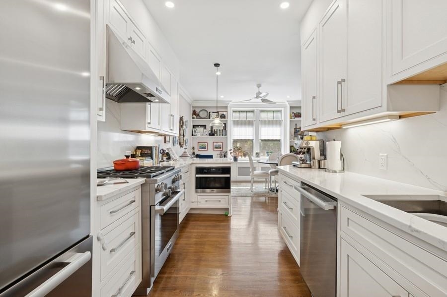 Hoboken, New Jersey 07030, United States, 2 Bedrooms Bedrooms, ,1 BathroomBathrooms,Residential,Active,146618