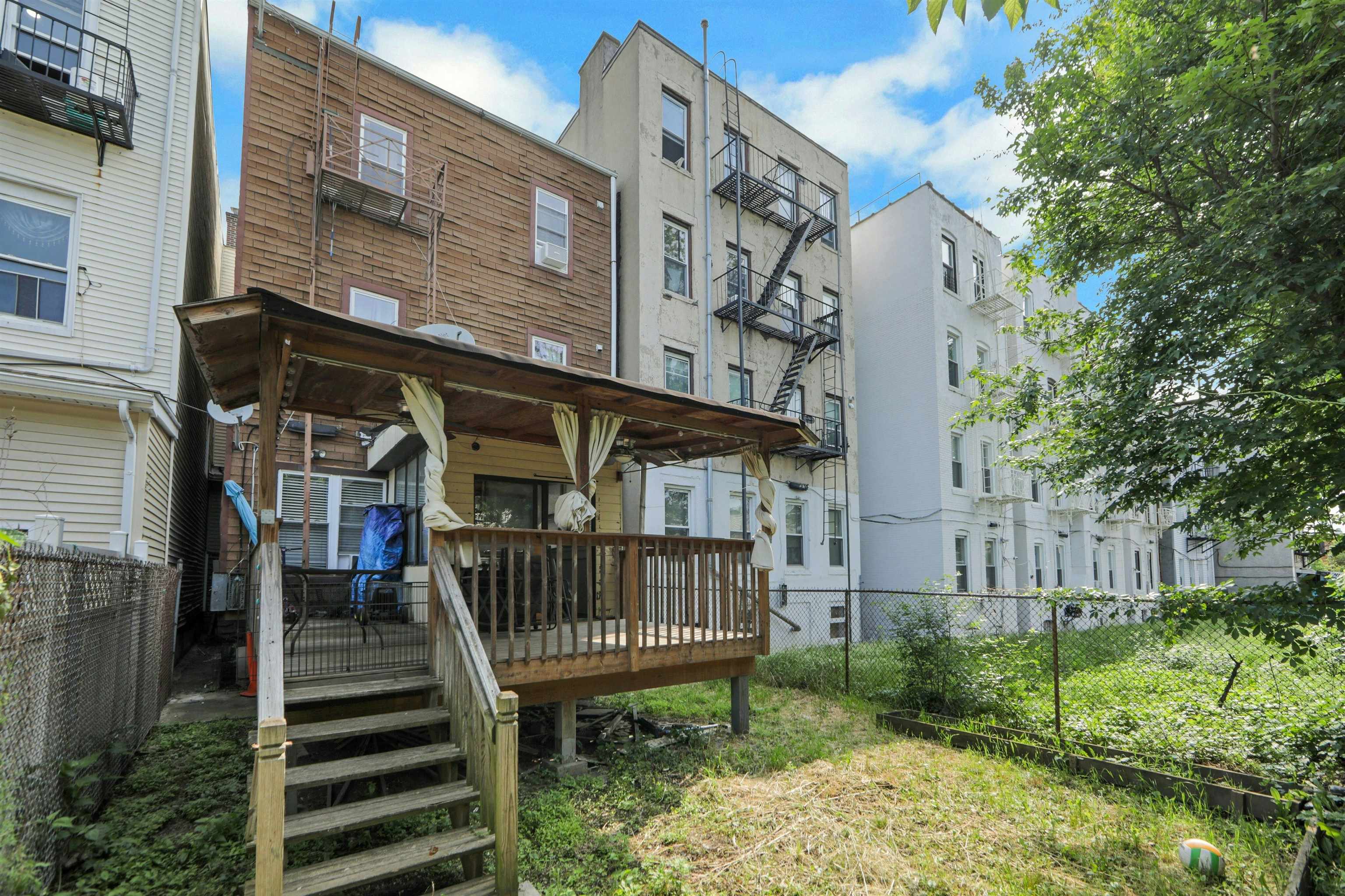 215 48th St #101, Union City, New Jersey image 20