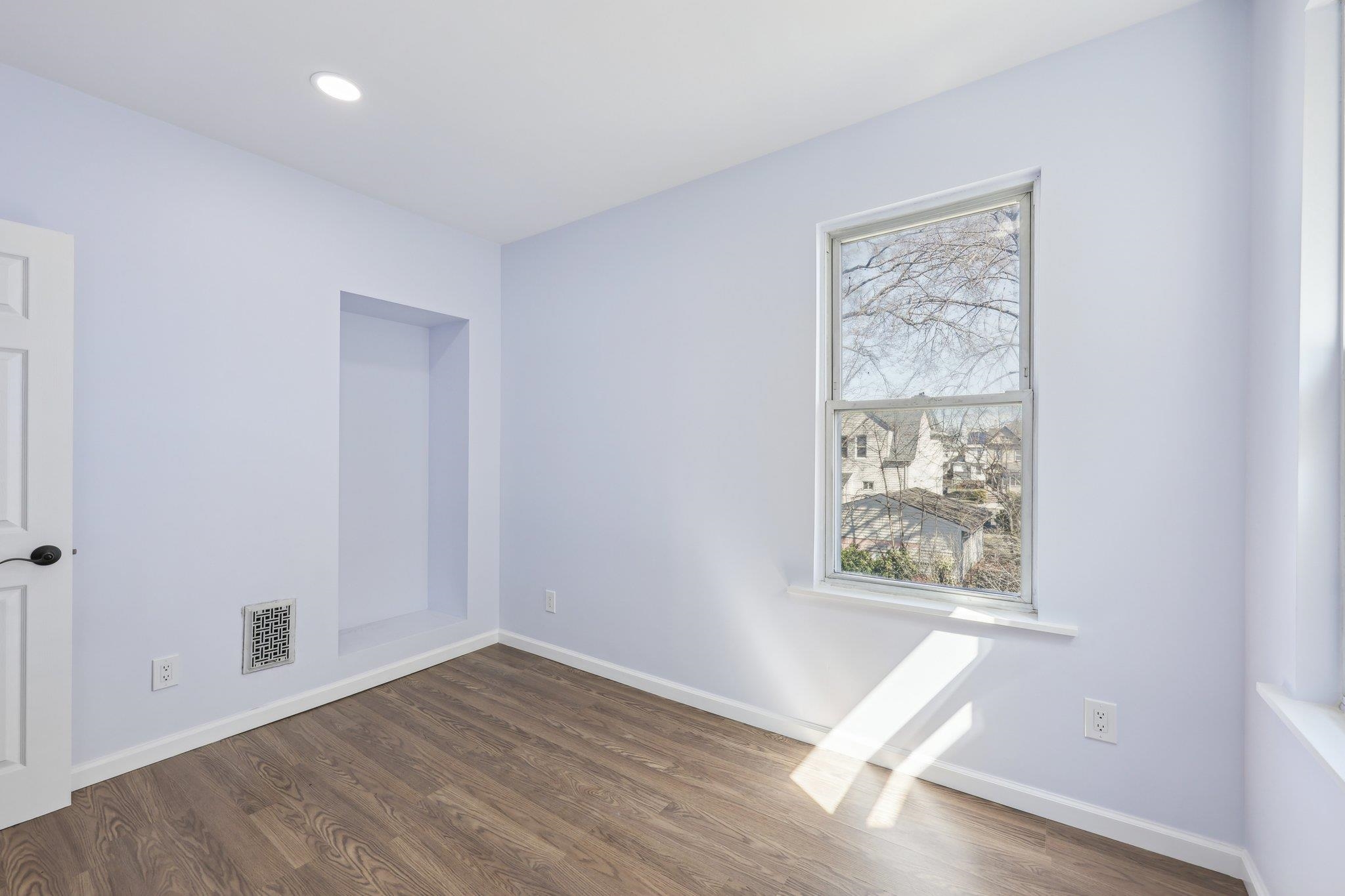 172 Berry St, Hackensack, New Jersey image 16