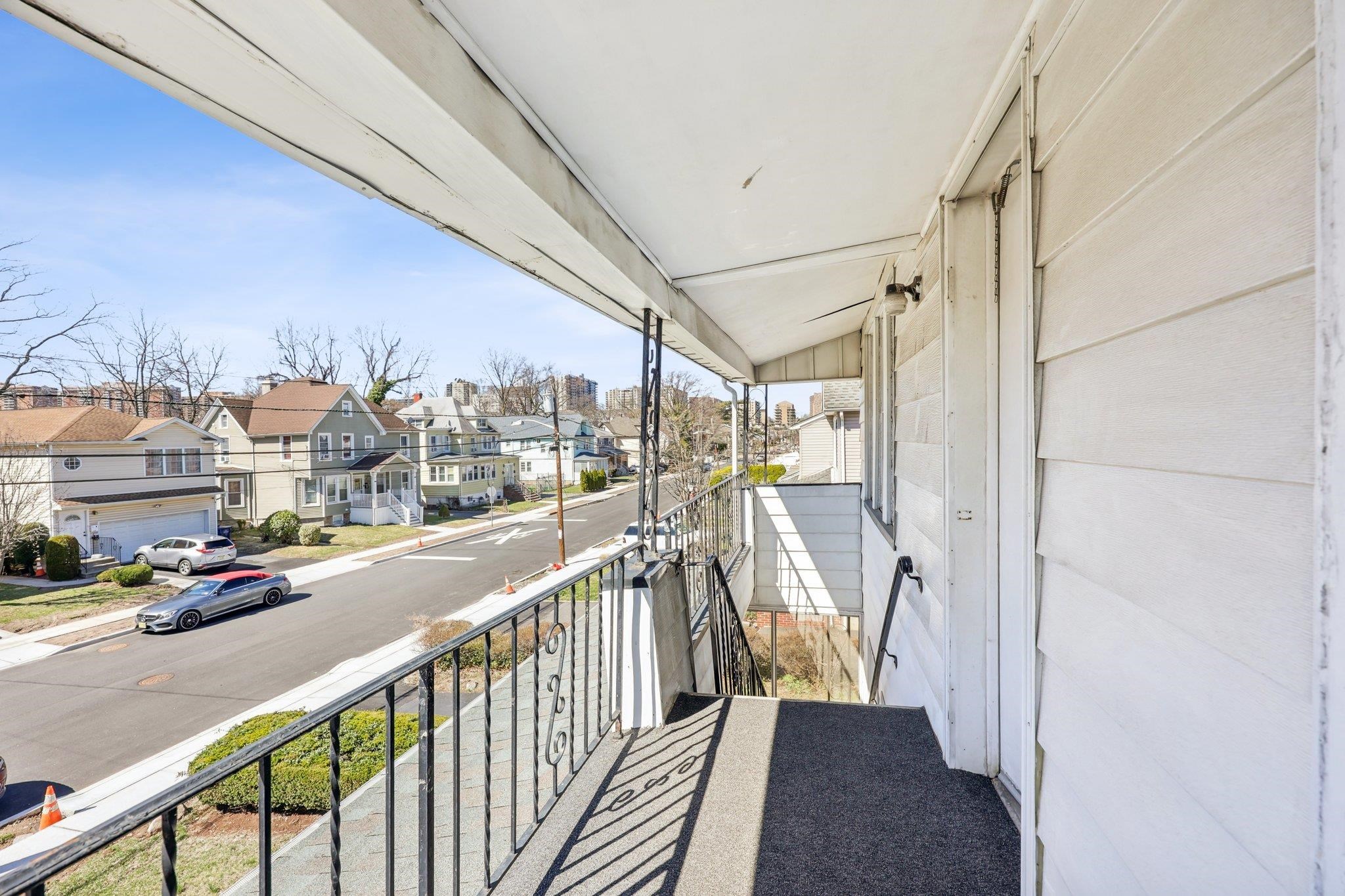 172 Berry St, Hackensack, New Jersey image 28