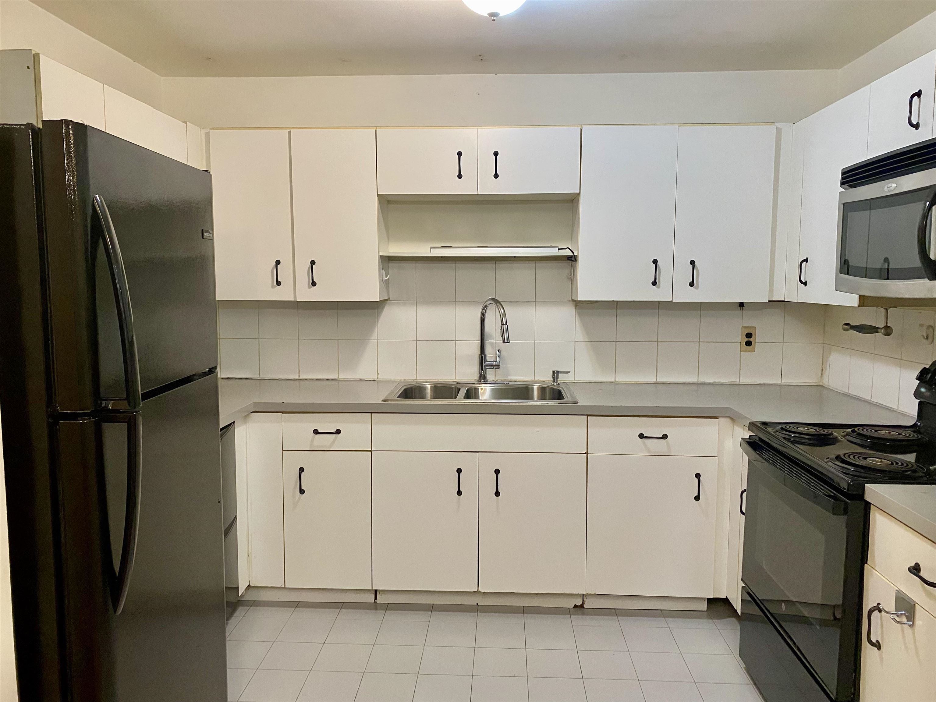 144 70th St #2D, Guttenberg, New Jersey image 10
