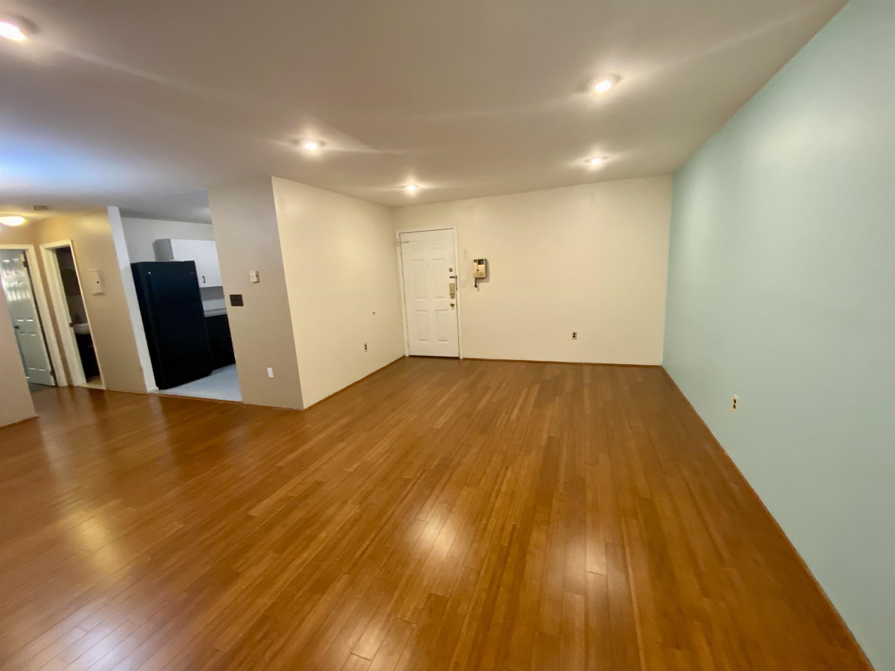 144 70th St #2D, Guttenberg, New Jersey image 9