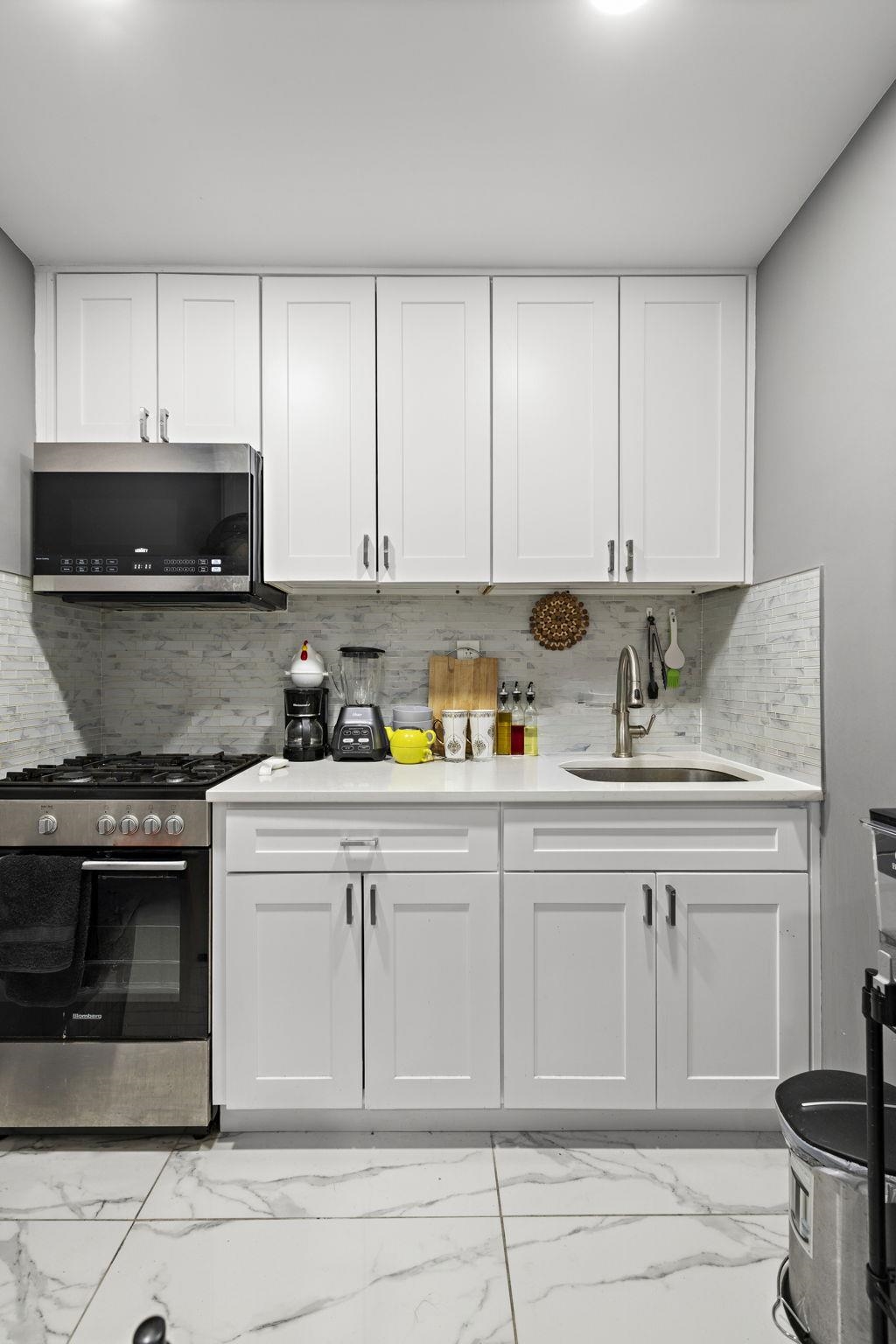 120 32nd St #2N, Union City, New Jersey image 3
