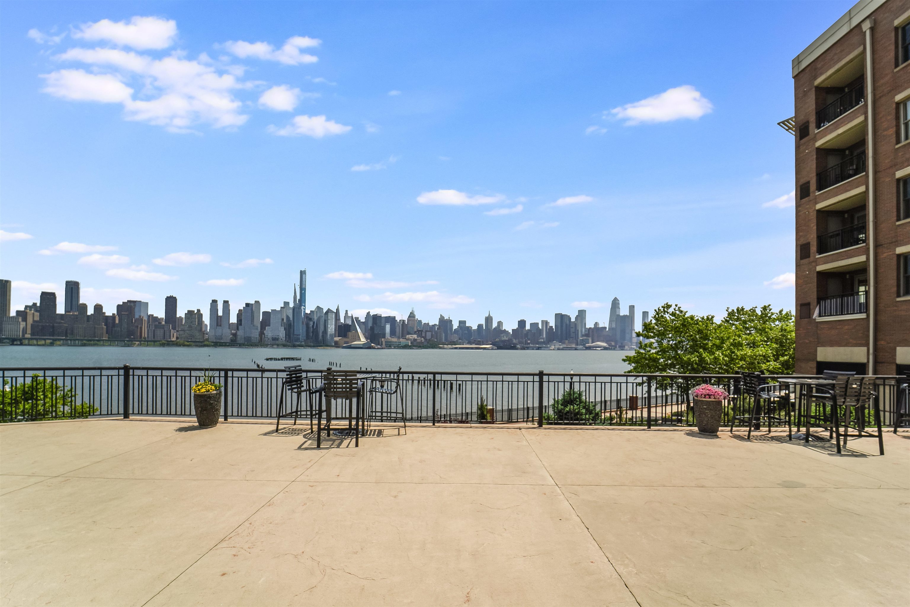 20 Avenue At Port Imperial #215, West New York, New Jersey image 31