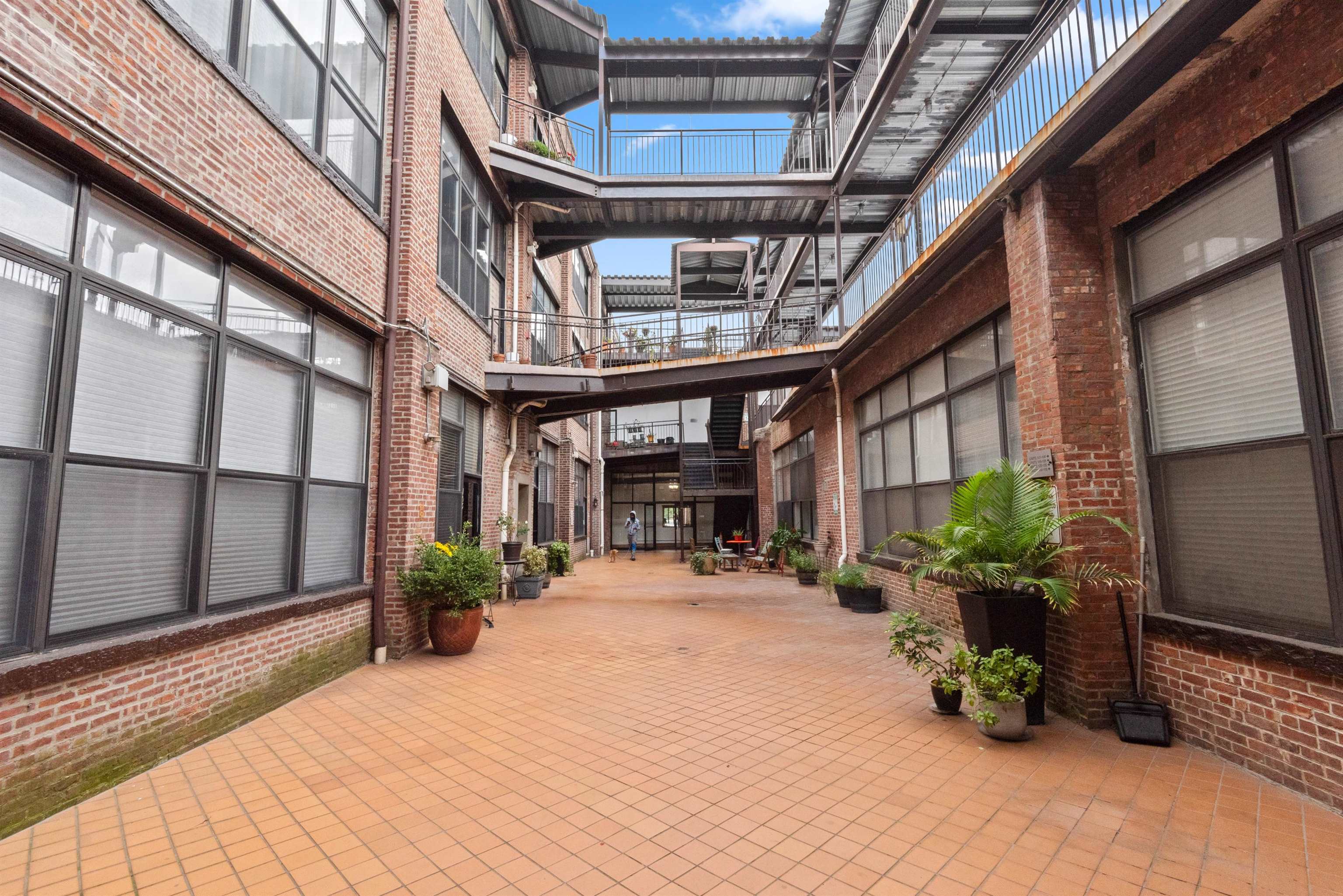 300 Communipaw Ave #17, Jersey City, New Jersey image 18