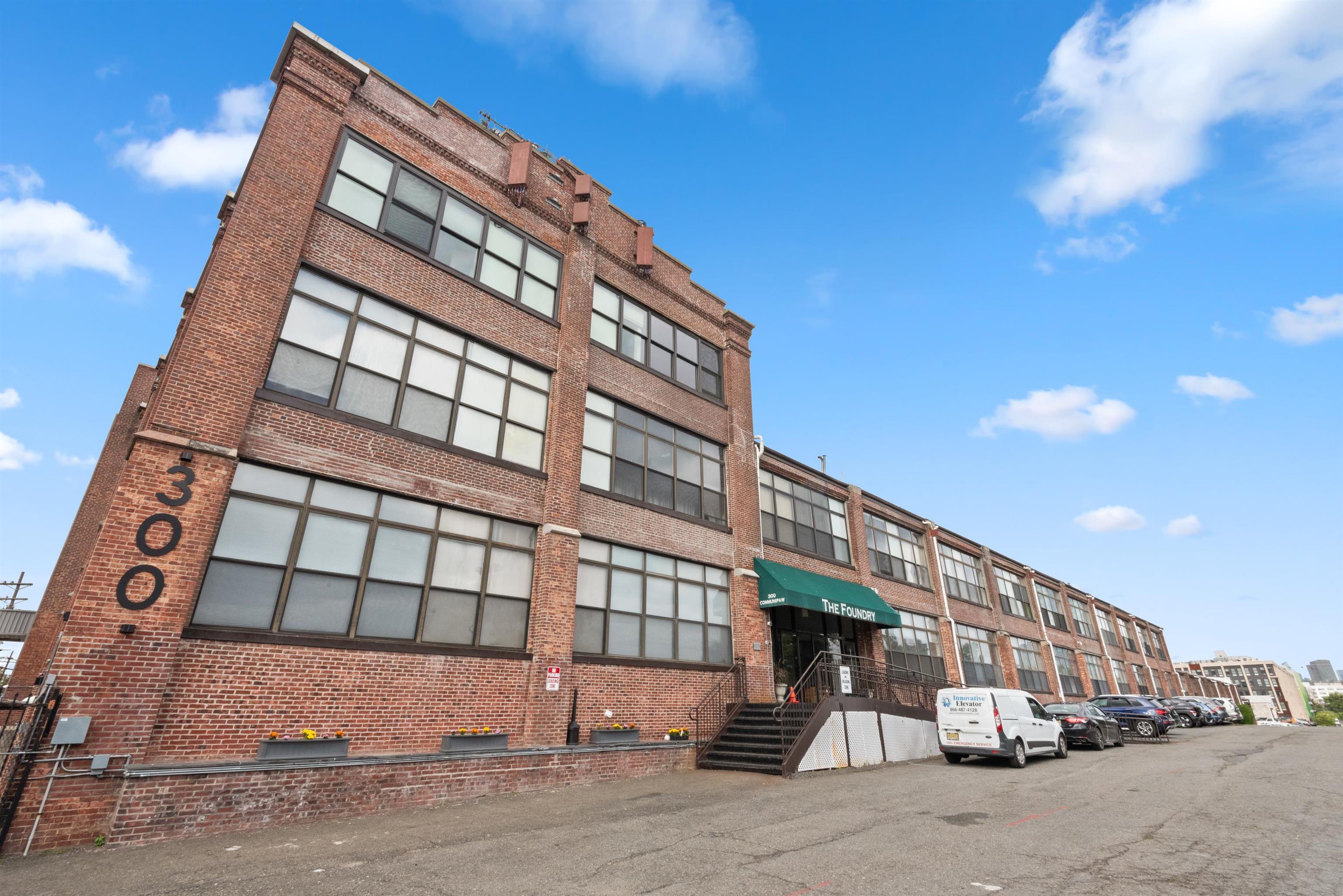 300 Communipaw Ave #17, Jersey City, New Jersey image 17