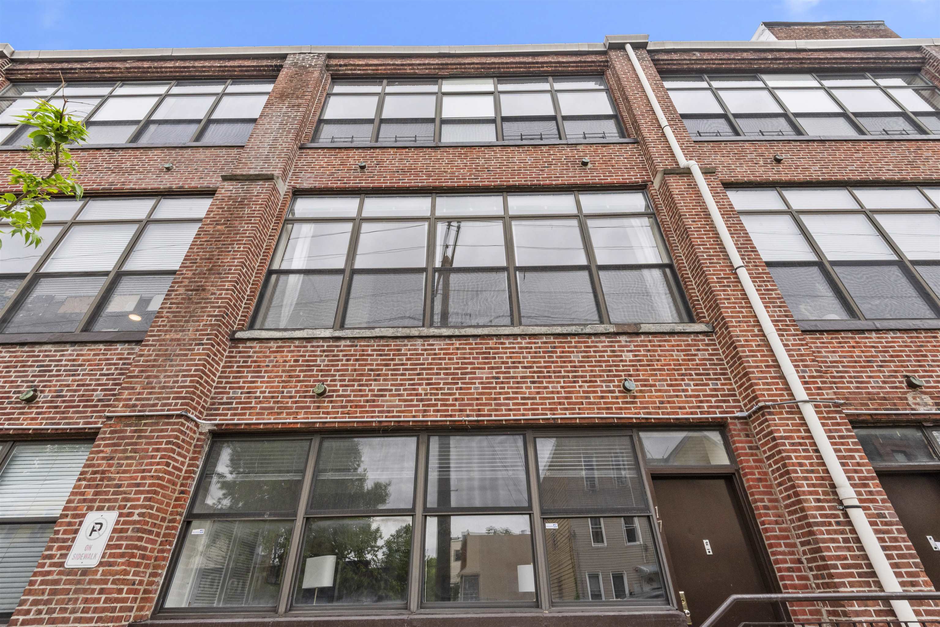 300 Communipaw Ave #17, Jersey City, New Jersey image 15