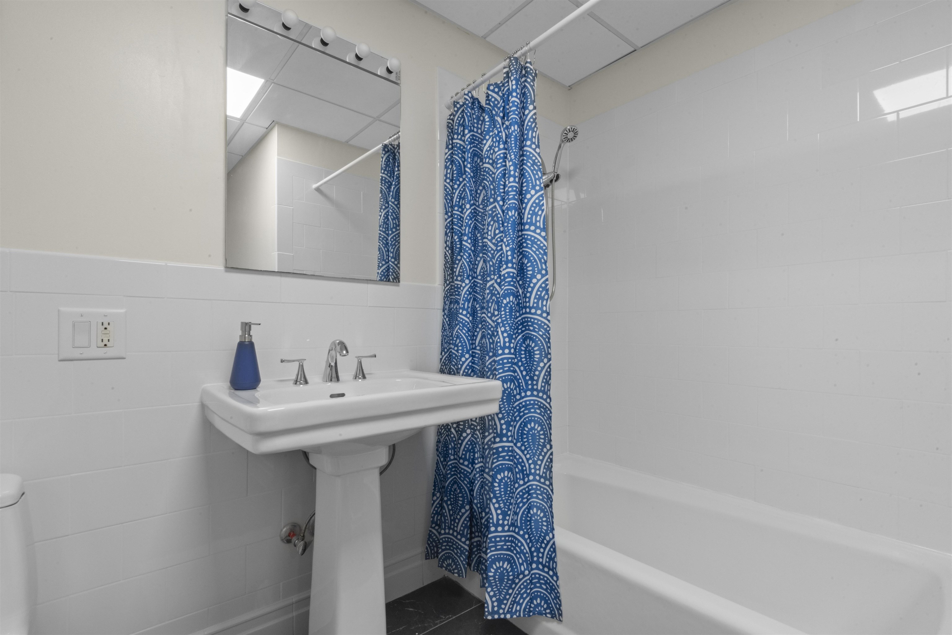 300 Communipaw Ave #17, Jersey City, New Jersey image 9