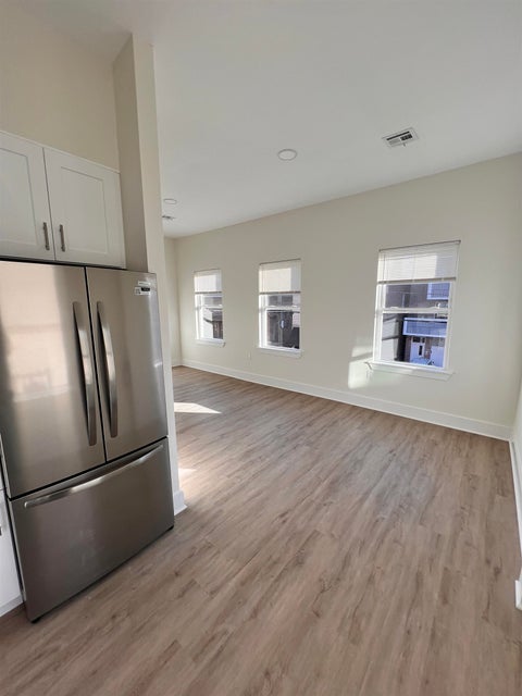 Multifamily For Rent - 70 69th St #4<br/> Guttenberg, NJ 07093