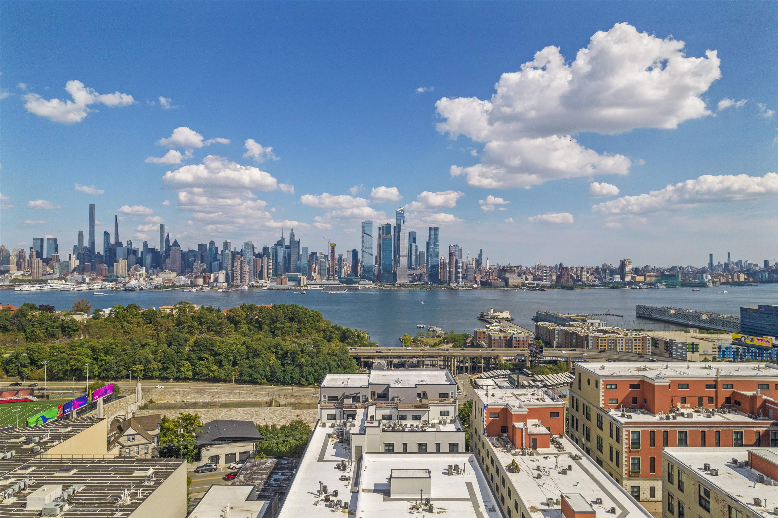 518 Gregory Ave #319, Weehawken, New Jersey image 22