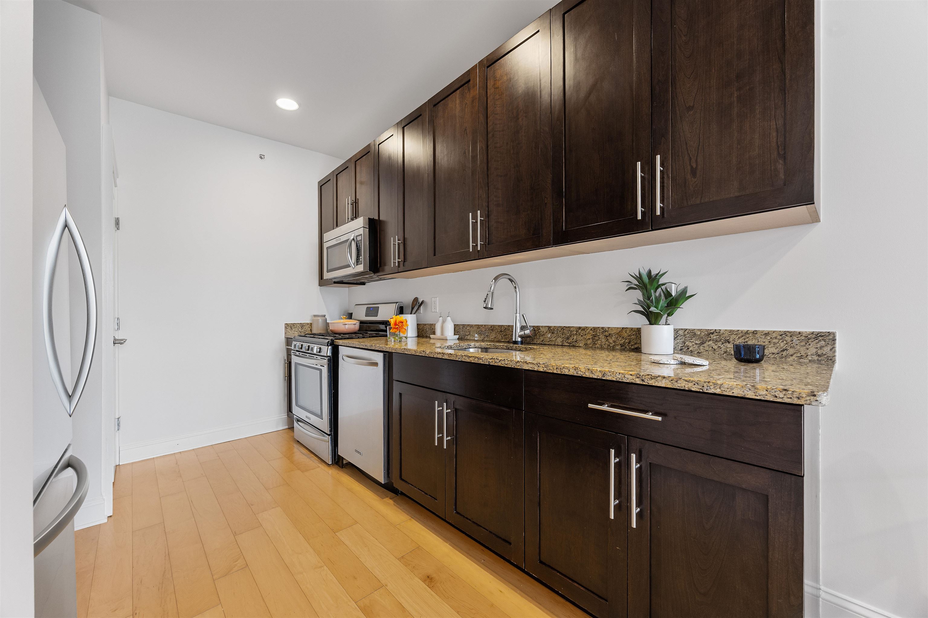 112 Liberty View Drive #4C, Jersey City, New Jersey image 4