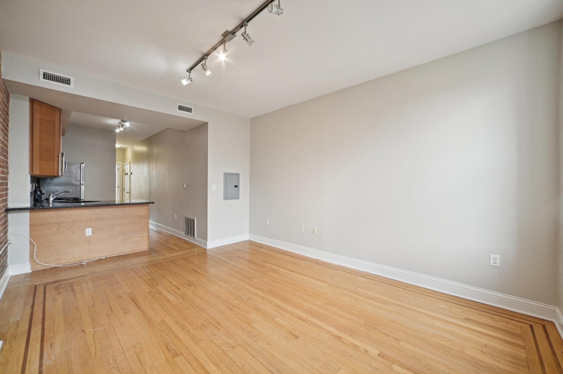 420 Madison St #5 3L, Hoboken, New Jersey image 2