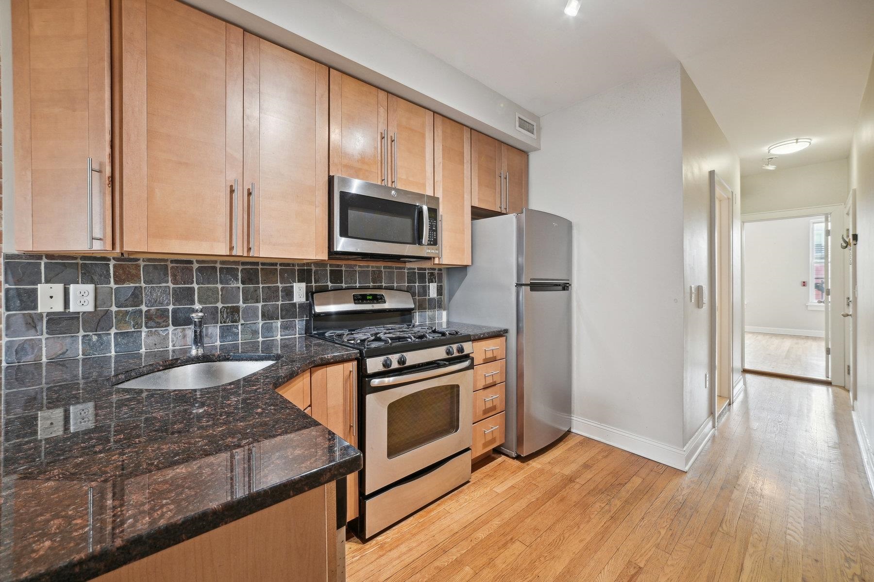 420 Madison St #5 3L, Hoboken, New Jersey image 7