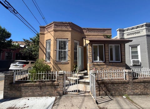 Homes For Sale - 581 65th St<br/> West New York, NJ 07093