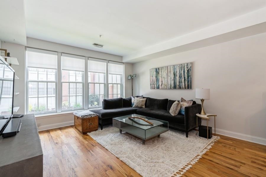 400 9th St #W2E, Hoboken, New Jersey image 16