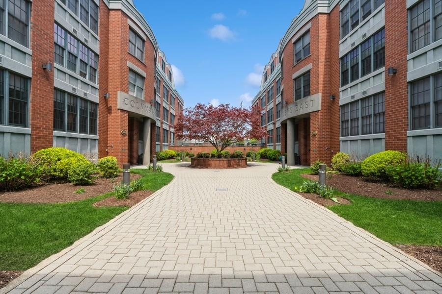 400 9th St #W2E, Hoboken, New Jersey image 2