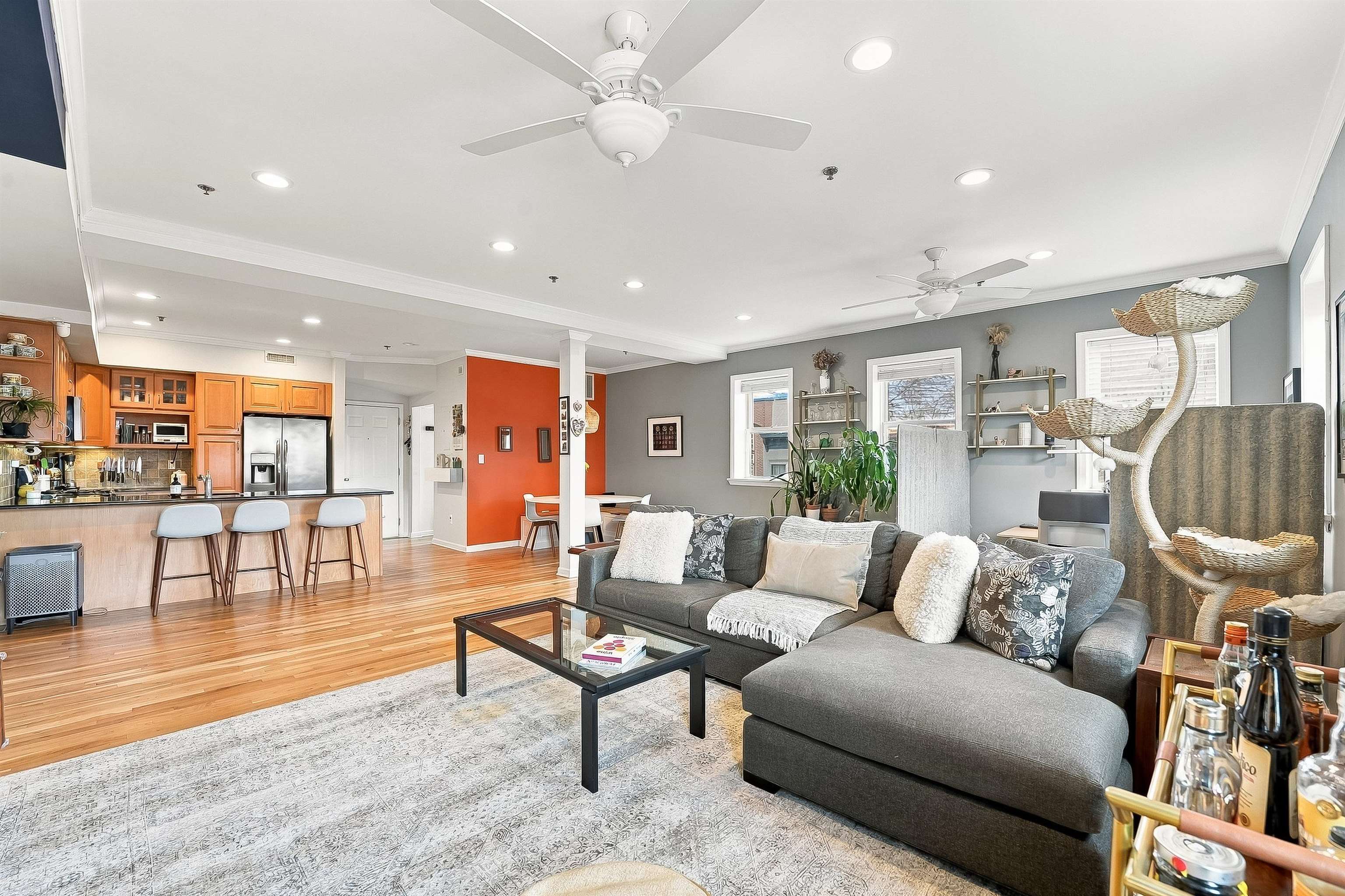 Search Homes 2 547 BLOOMFIELD ST 4