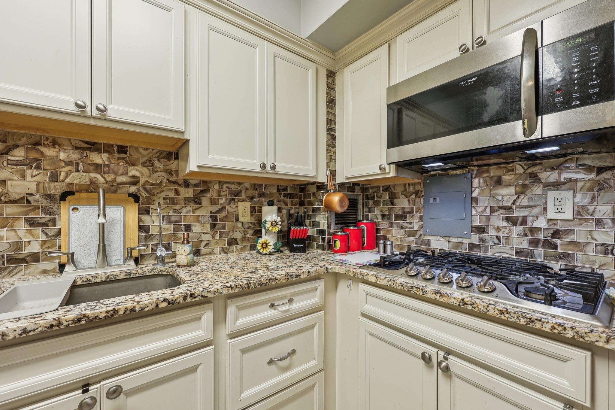 276 Prospect St #4H, East Orange, New Jersey image 6